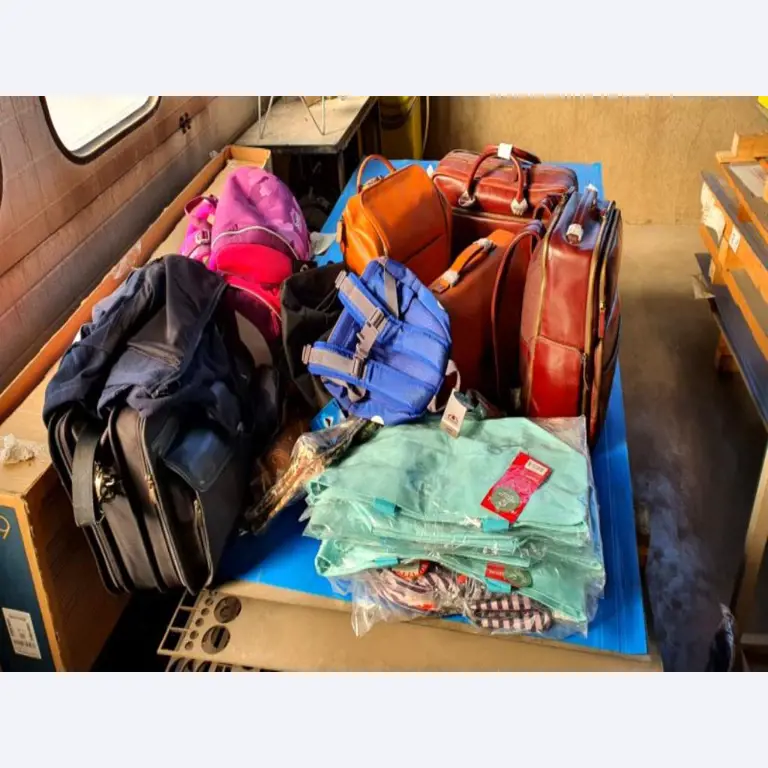 Satchels and school supplies-5