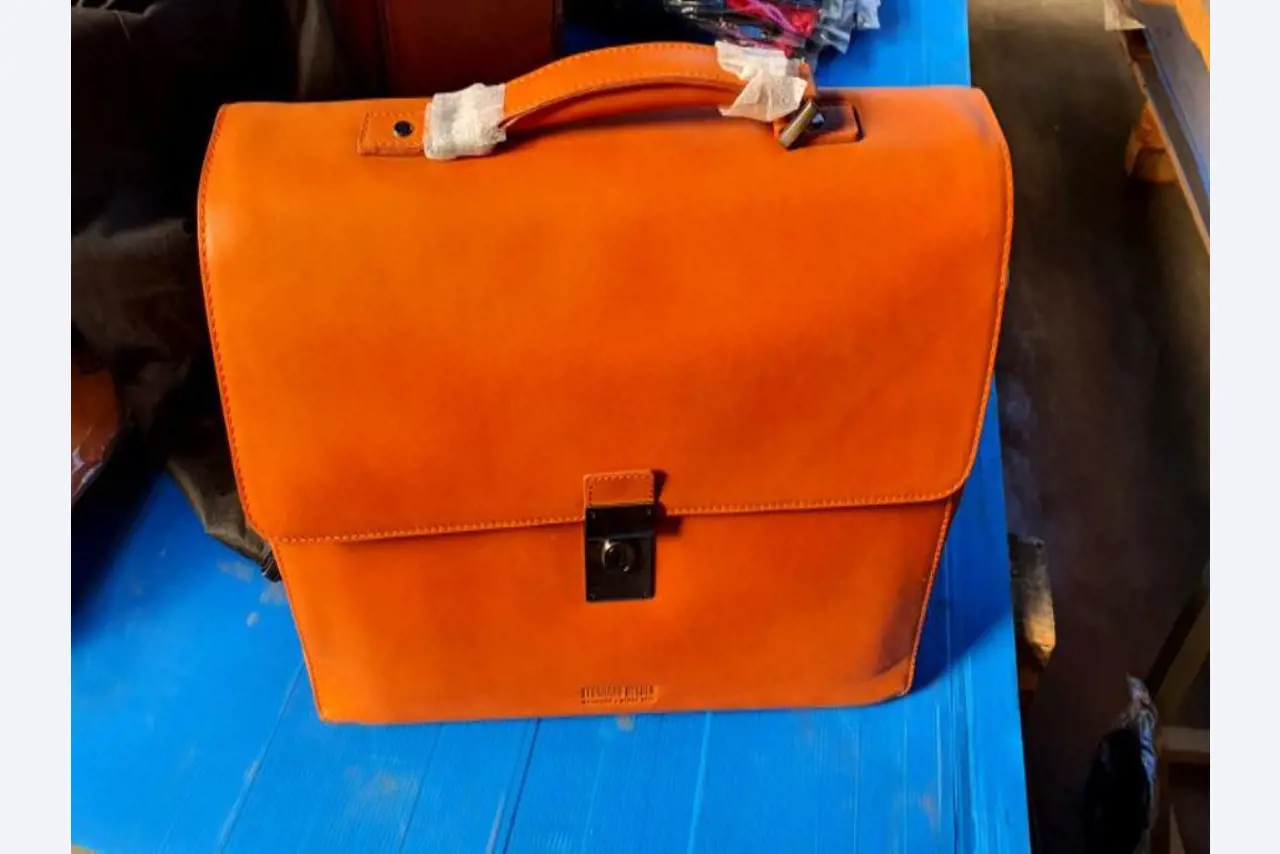 Satchels and school supplies-8