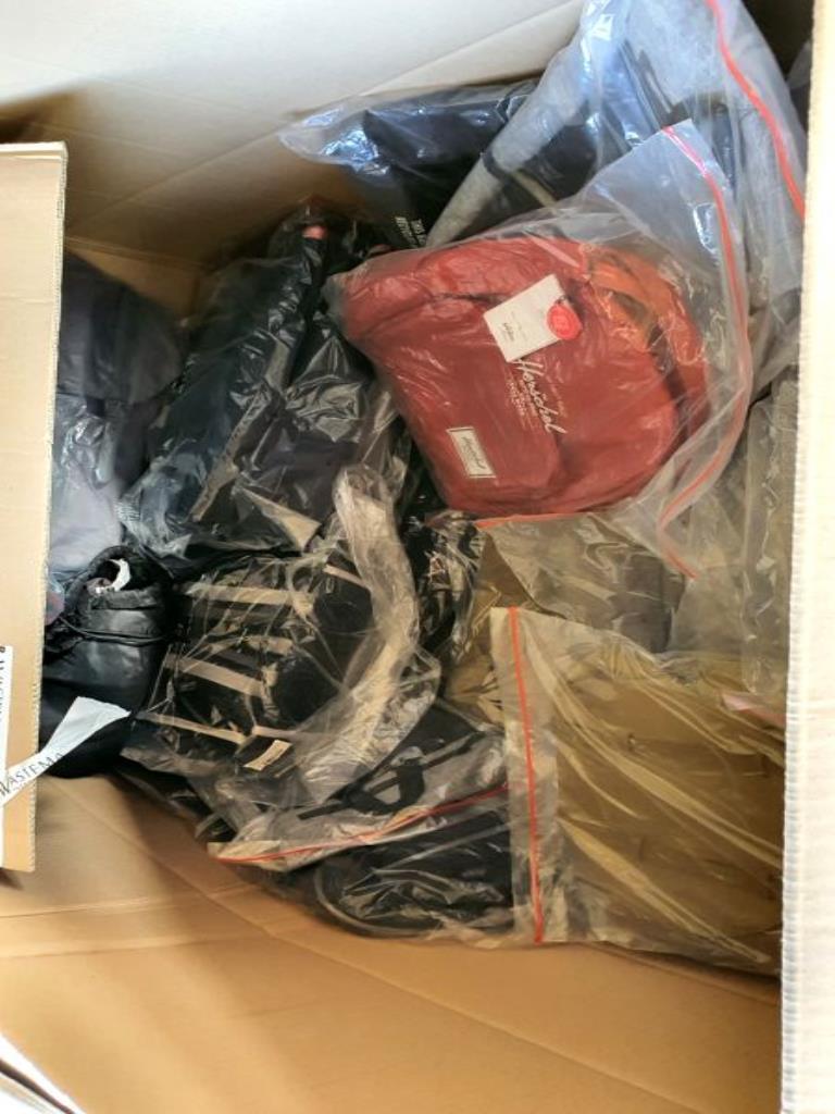 Tornistry i przybory szkolne-10