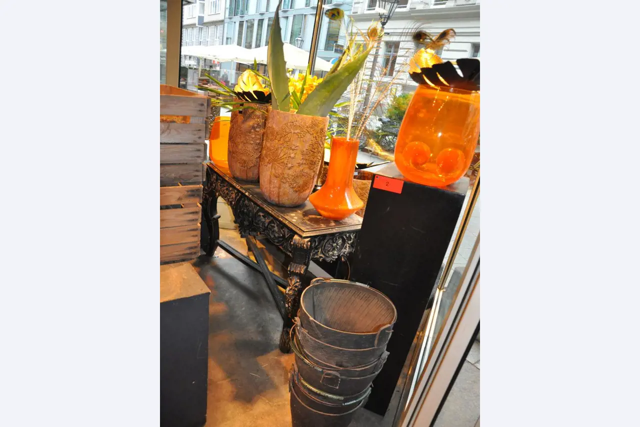 Well-maintained shop furnishings and exclusive decorative articles of a florist shop-1