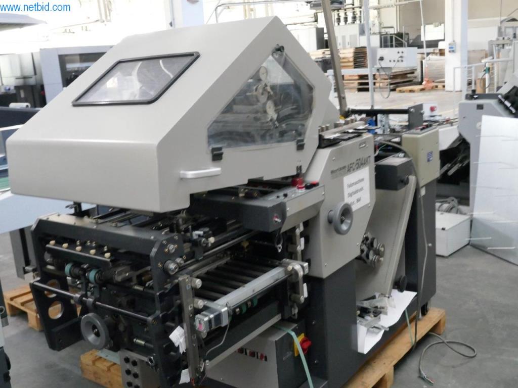 Machines et équipement d'une imprimerie-1