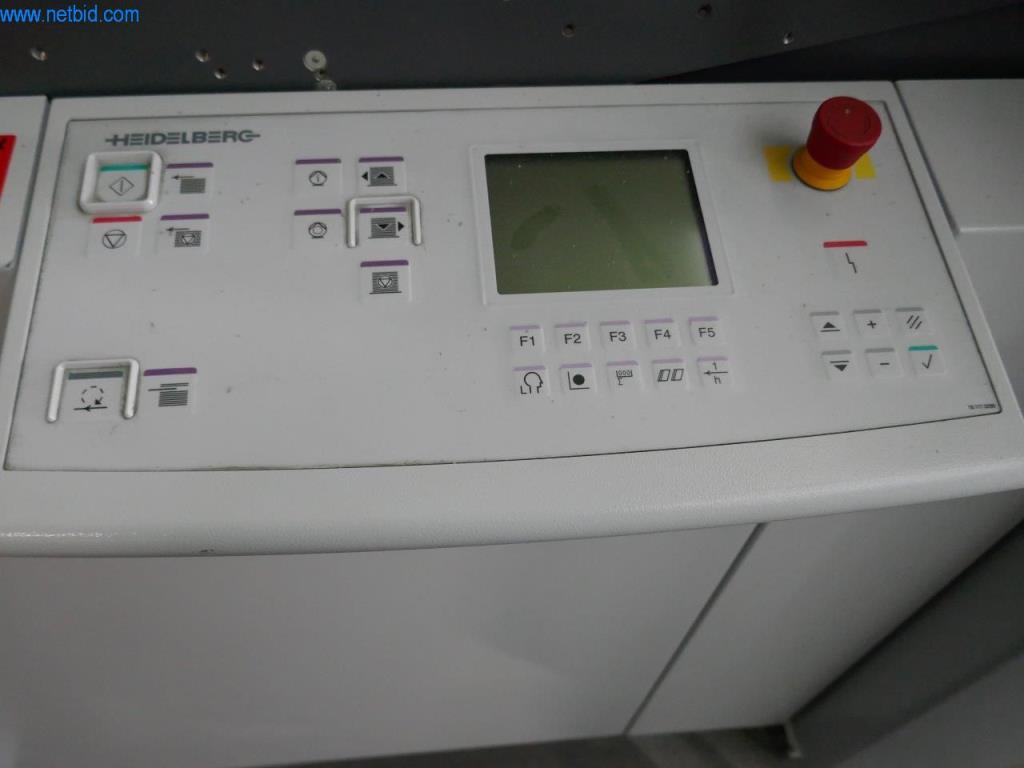 Máquinas e equipamentos numa gráfica-4