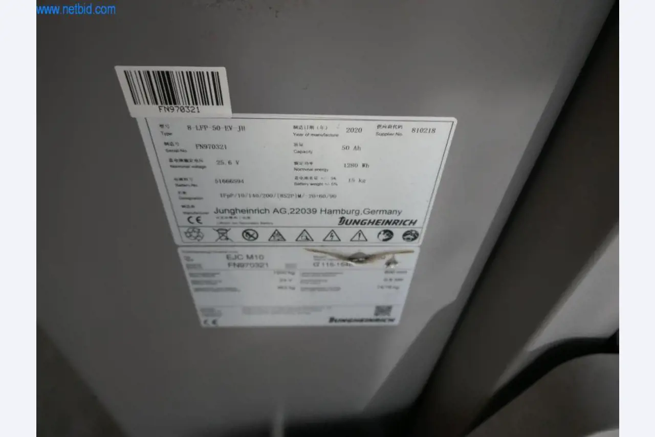 Machines et équipement d'une imprimerie-4