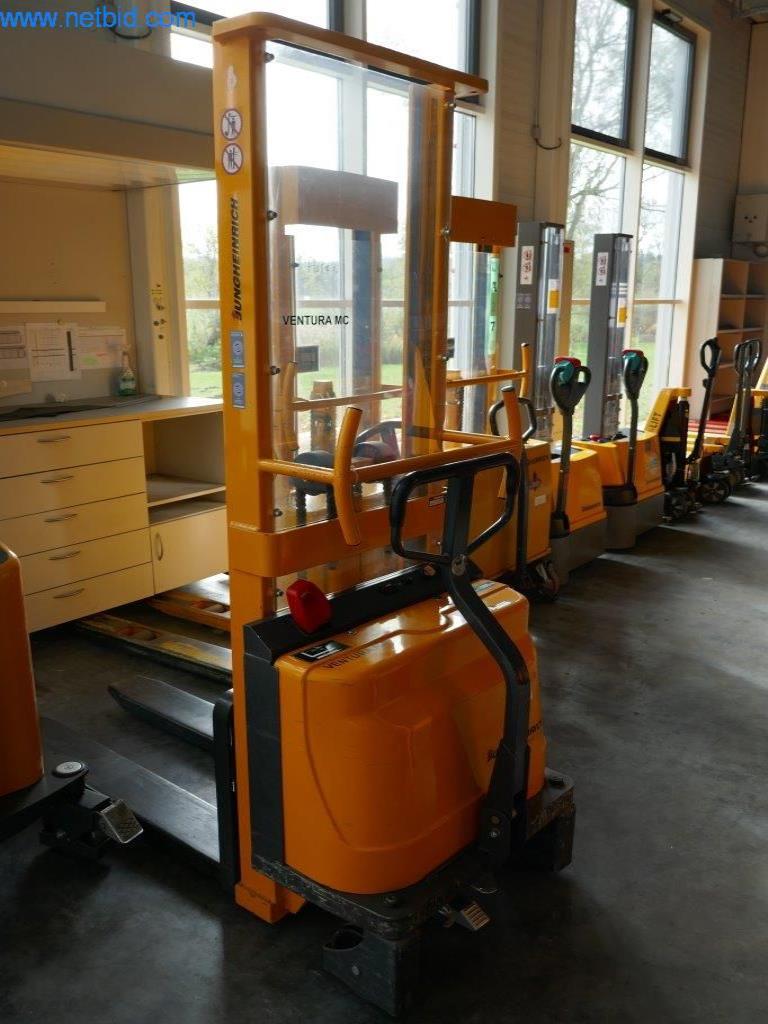 Máquinas e equipamentos numa gráfica-1