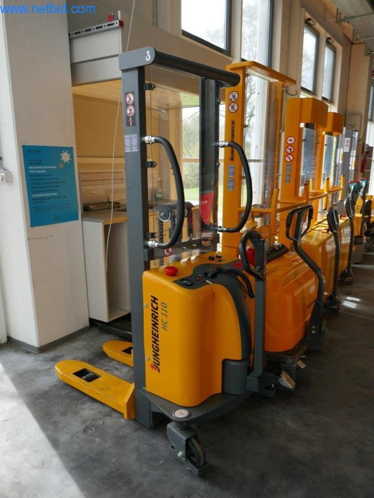 Máquinas e equipamentos numa gráfica-5