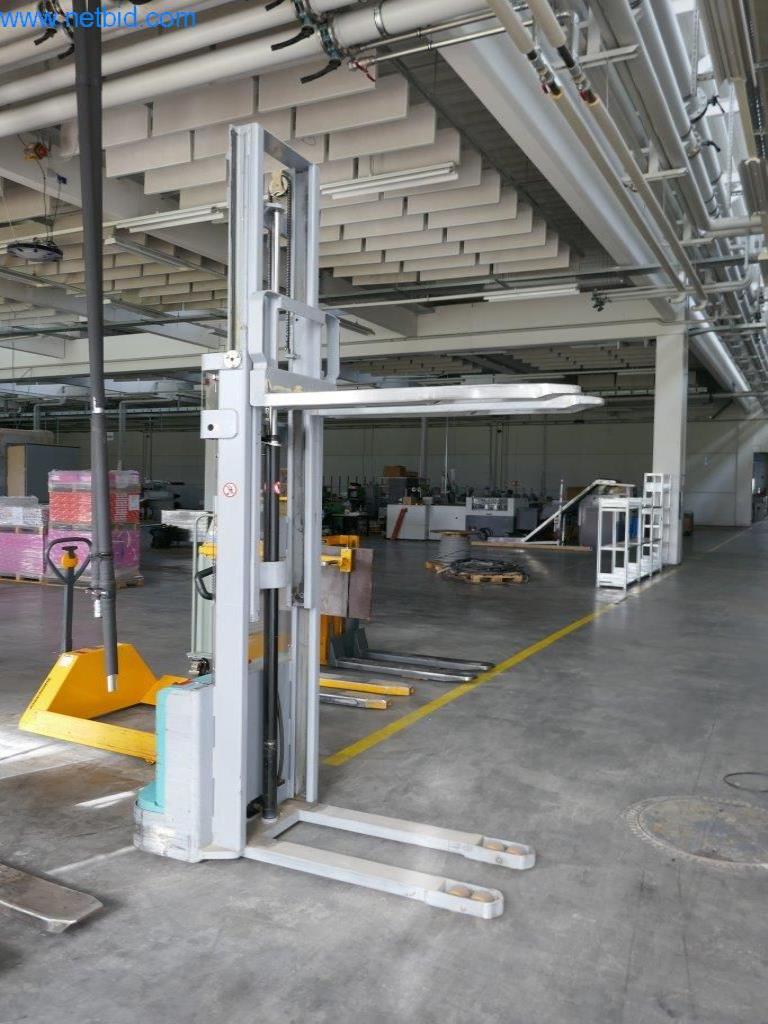 Máquinas e equipamentos numa gráfica-1