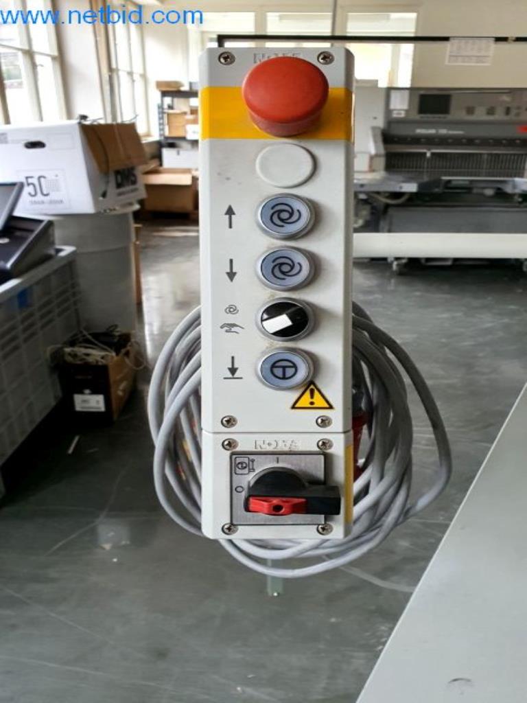 Máquinas e equipamentos numa gráfica-4