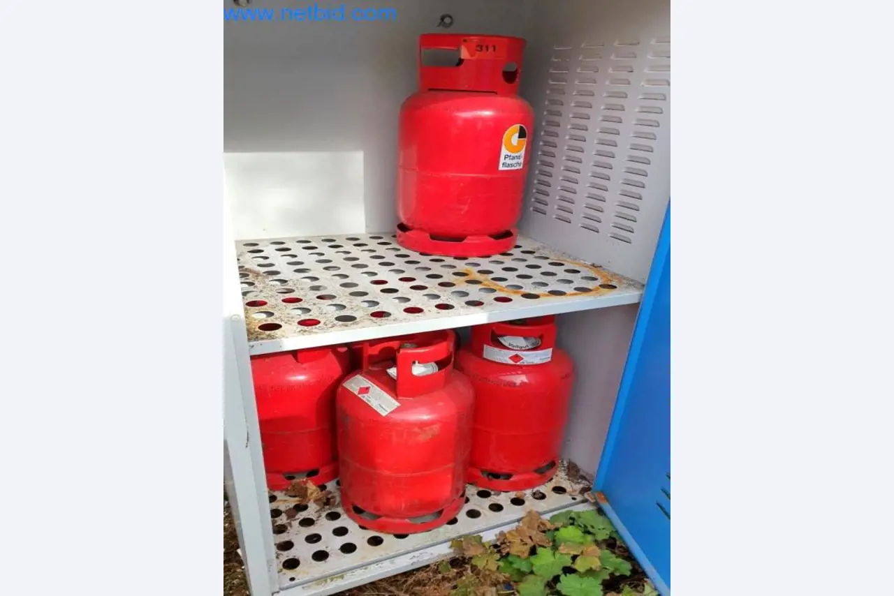 Stroje a zařízení v tiskárně-1