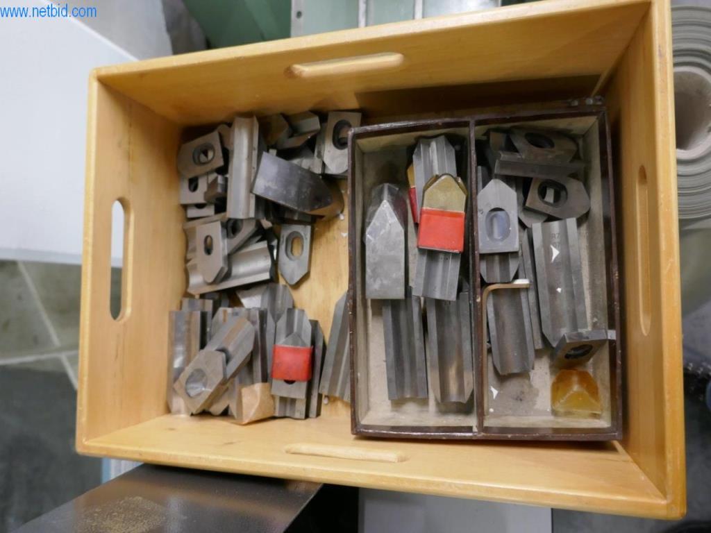 Stroji in oprema v tiskarni-3