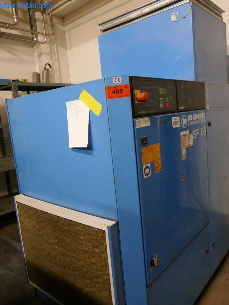 Máquinas e equipamentos numa gráfica-8