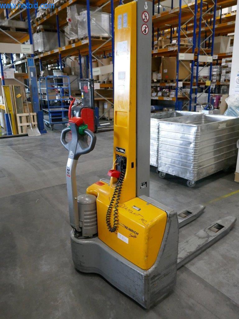 Máquinas e equipamentos numa gráfica-4