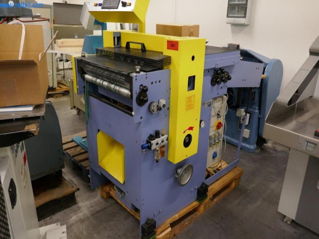 Stroji in oprema v tiskarni-6