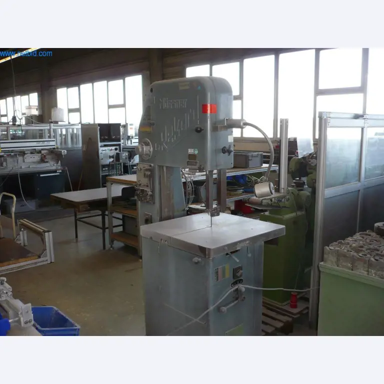Machines pour le travail des métaux, équipement industriel et commercial-1