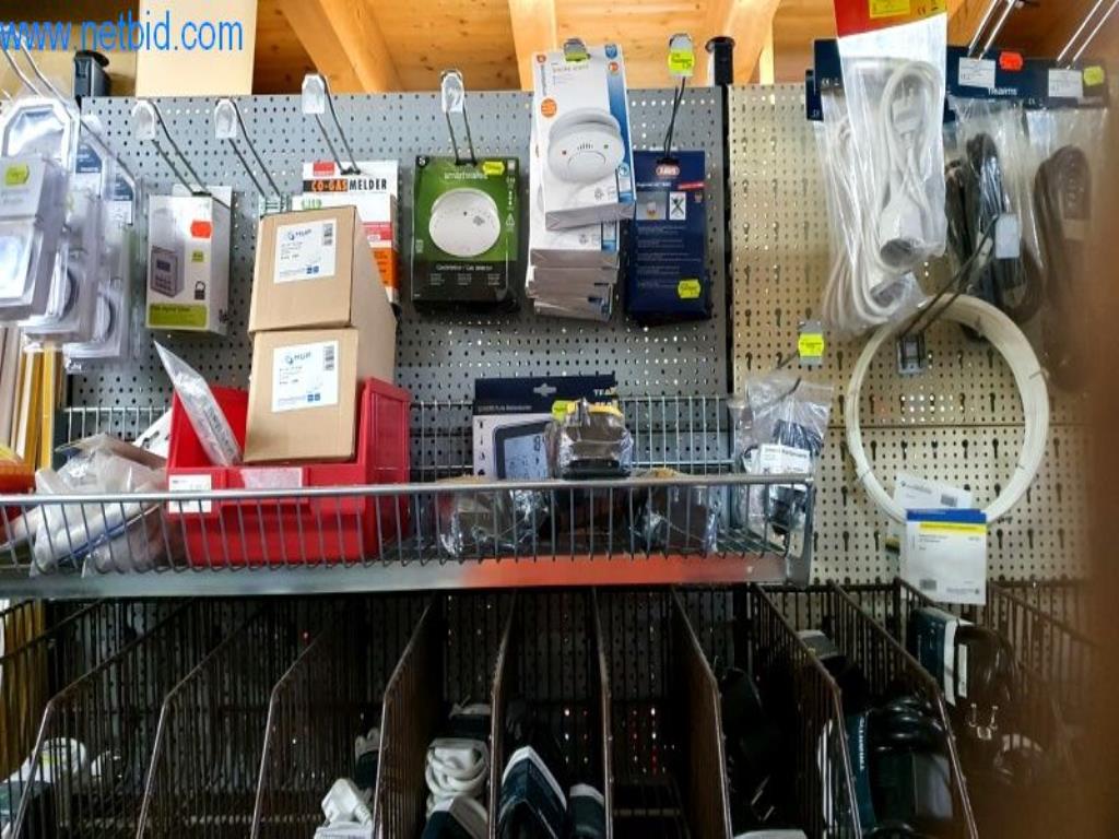 Stroji in zaloge trgovca z lesom in gradbenega podjetja-3