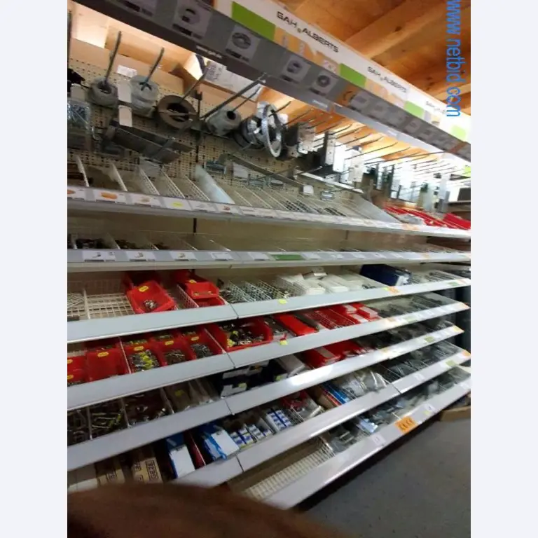 Máquinas e inventários de um comerciante de madeira e de construção-6