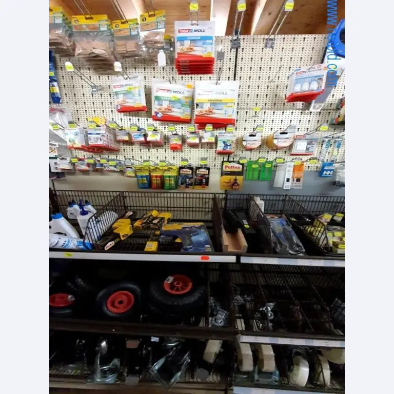 Máquinas e inventários de um comerciante de madeira e de construção-3