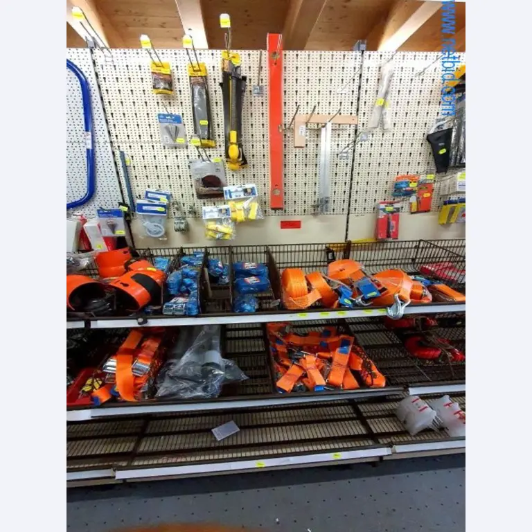 Máquinas e inventários de um comerciante de madeira e de construção-5