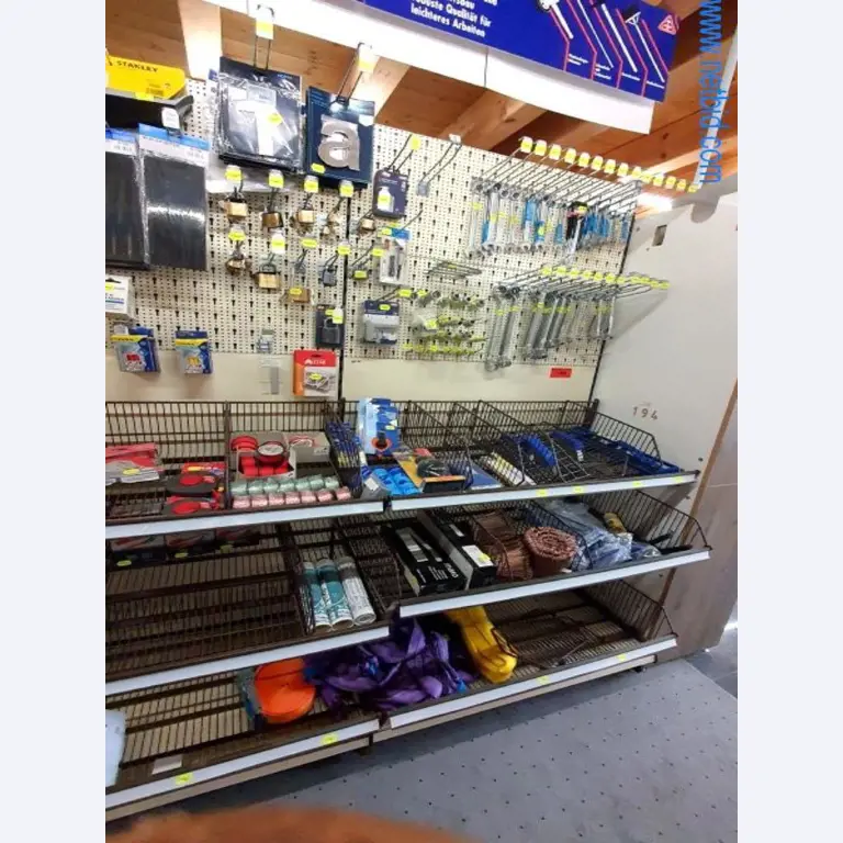 Máquinas e inventários de um comerciante de madeira e de construção-6