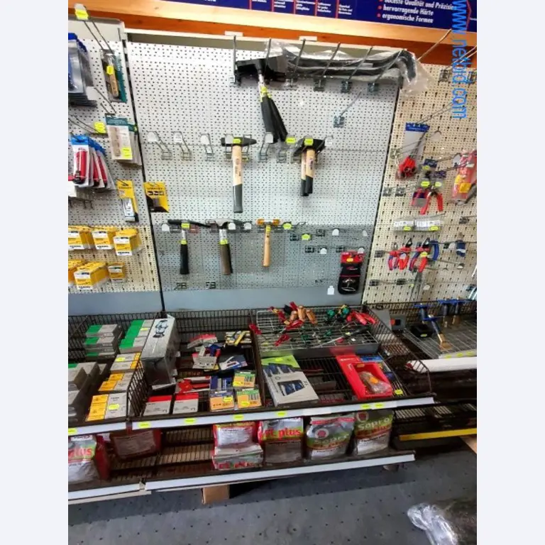 Máquinas e inventários de um comerciante de madeira e de construção-3