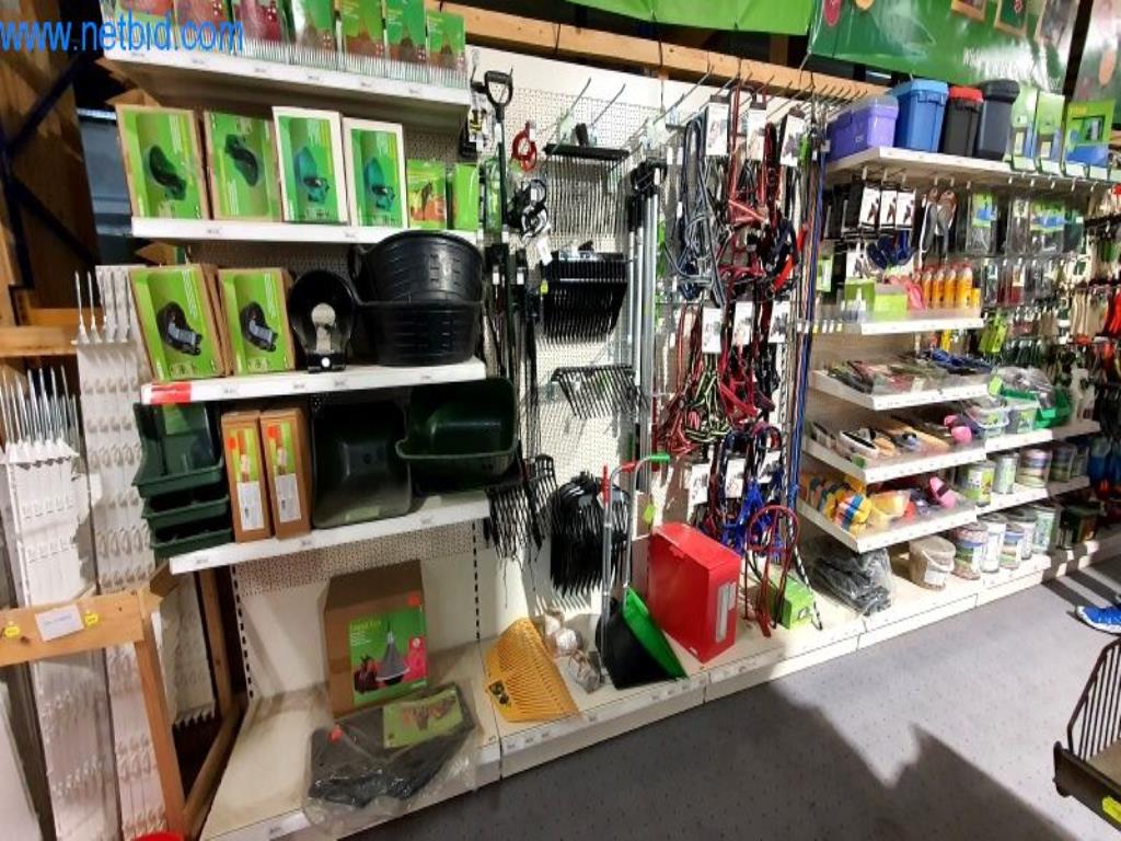 Maschinen und Warenbestände eines Holz- und Baufachmarktes-1