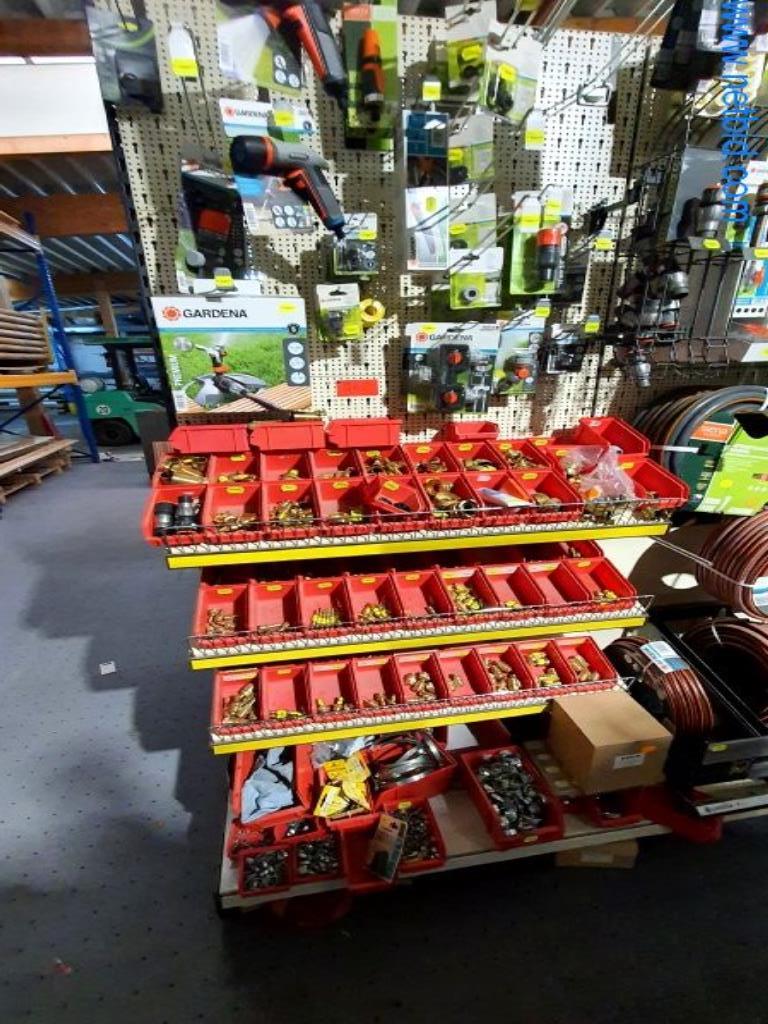 Maschinen und Warenbestände eines Holz- und Baufachmarktes-2