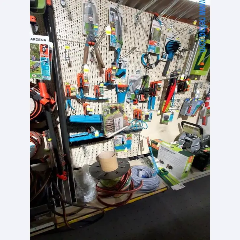 Maschinen und Warenbestände eines Holz- und Baufachmarktes-4