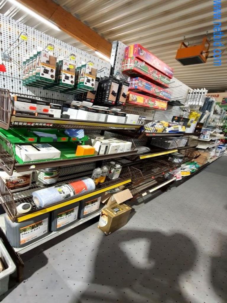 Maschinen und Warenbestände eines Holz- und Baufachmarktes-1