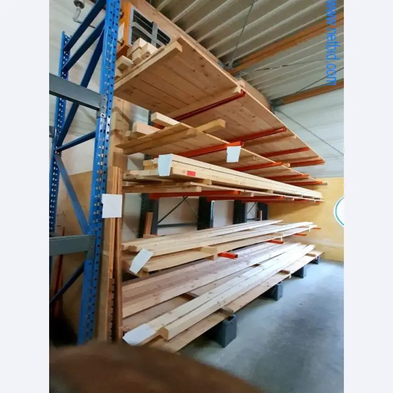 Machines en voorraden van een houthandel en bouwmaterialenhandelaar-1