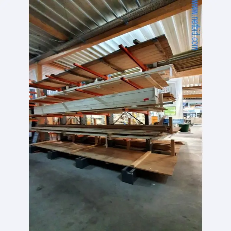 Maschinen und Warenbestände eines Holz- und Baufachmarktes-1