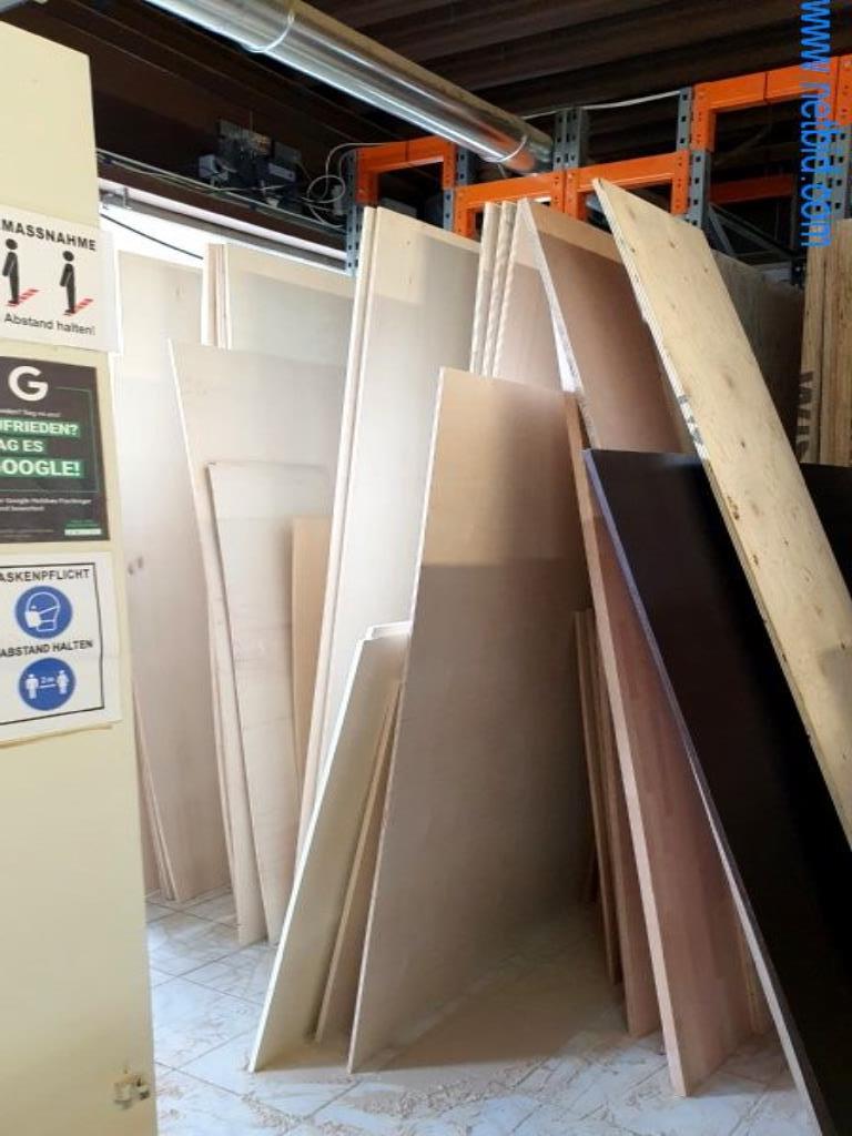 Maschinen und Warenbestände eines Holz- und Baufachmarktes-2