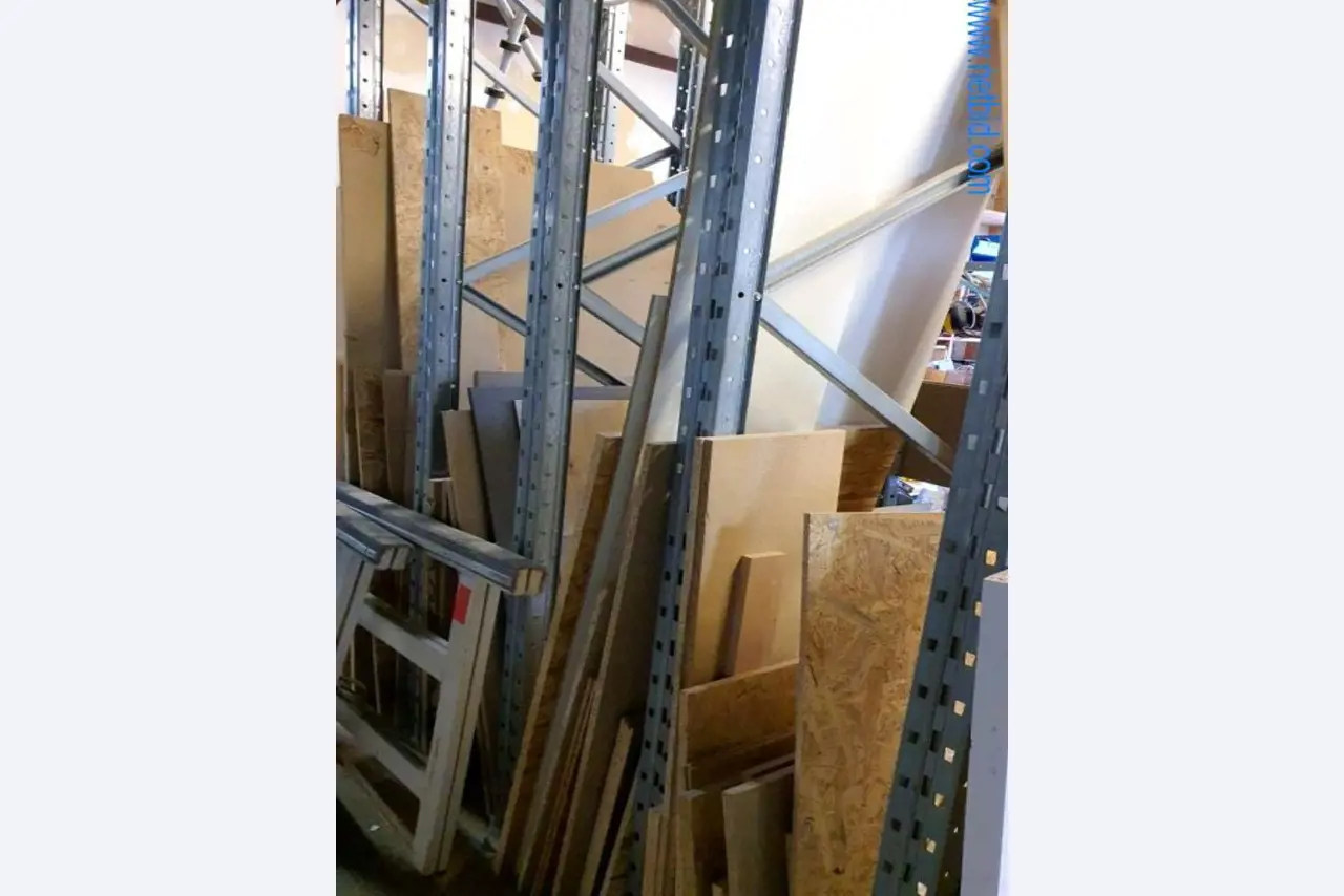 Maschinen und Warenbestände eines Holz- und Baufachmarktes-4