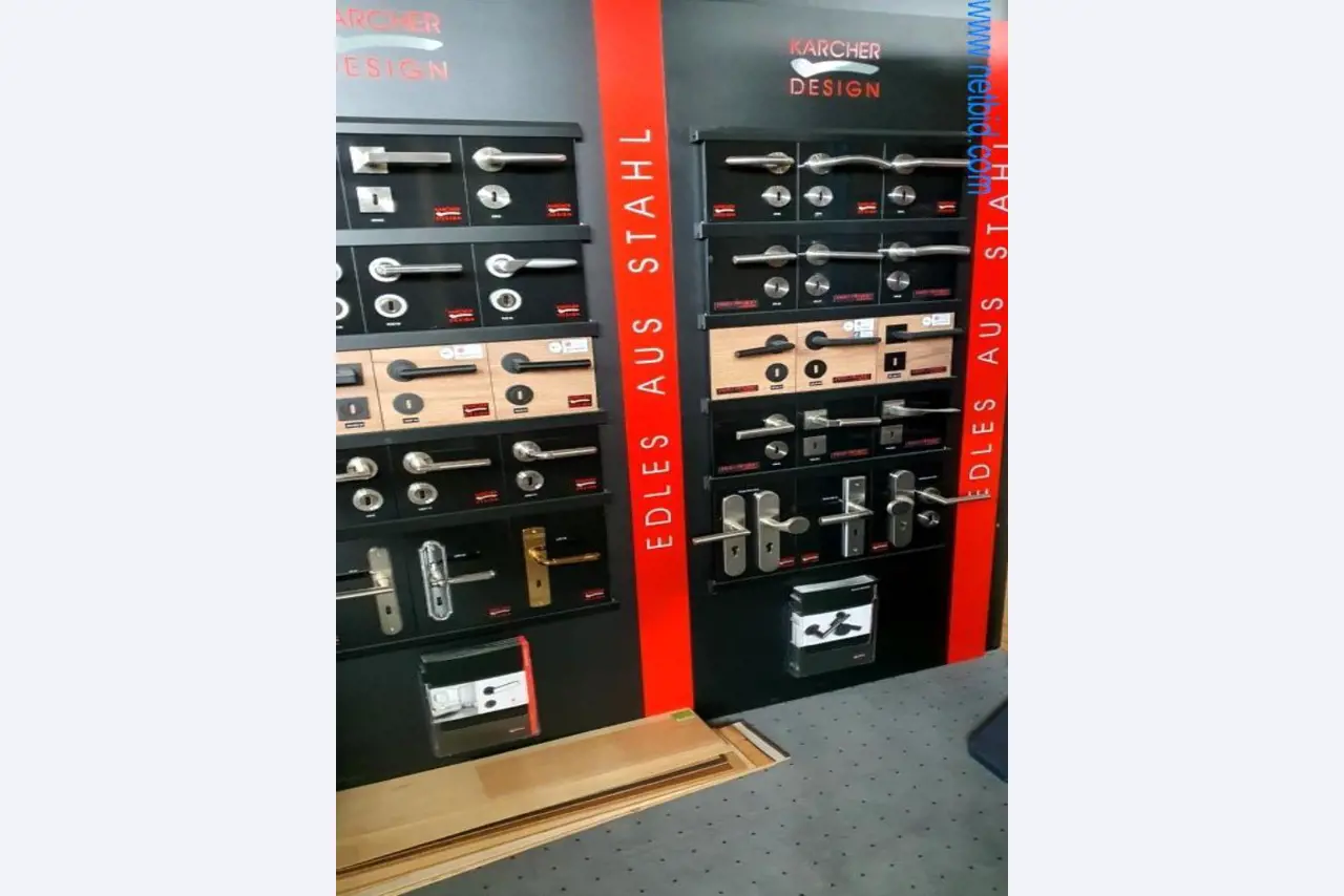 Maschinen und Warenbestände eines Holz- und Baufachmarktes-3