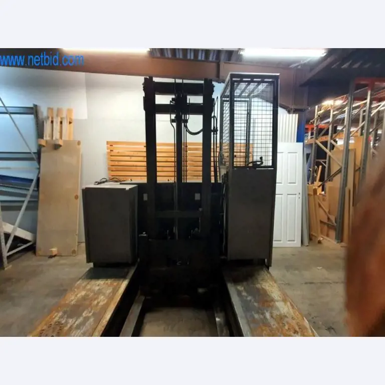 Máquinas e inventários de um comerciante de madeira e de construção-8