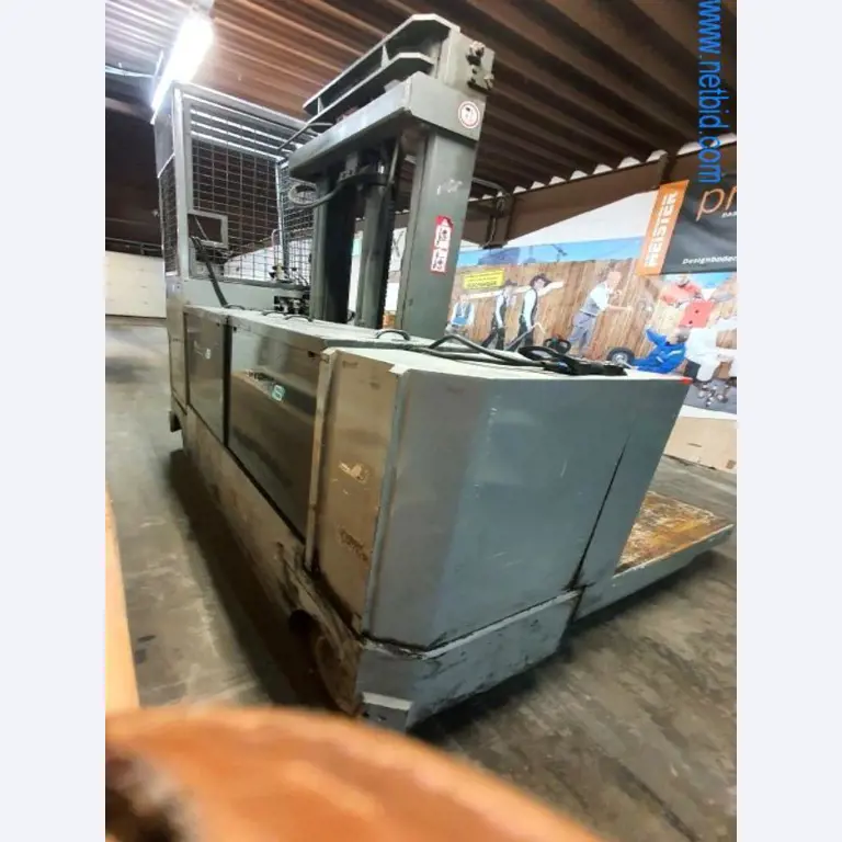 Máquinas e inventários de um comerciante de madeira e de construção-9