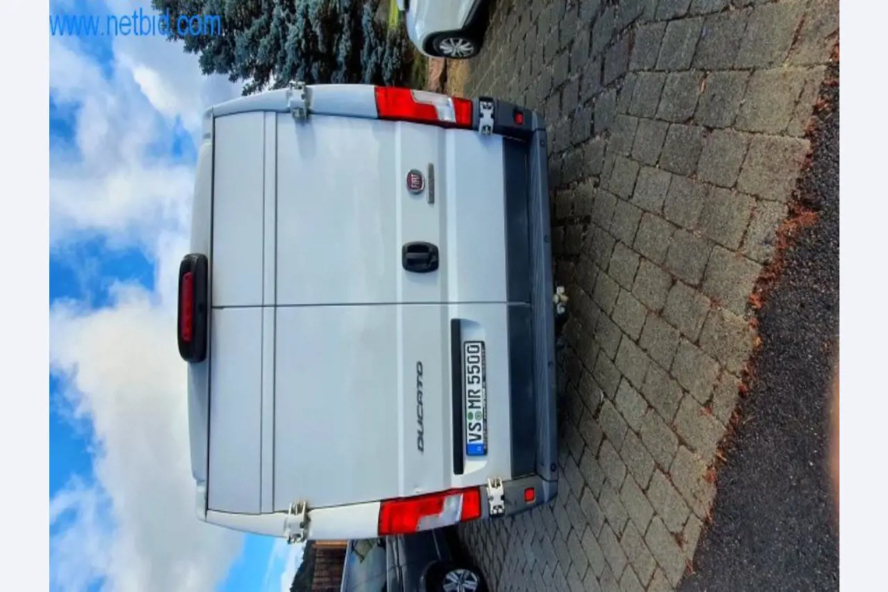 Máquinas e inventários de um comerciante de madeira e de construção-13