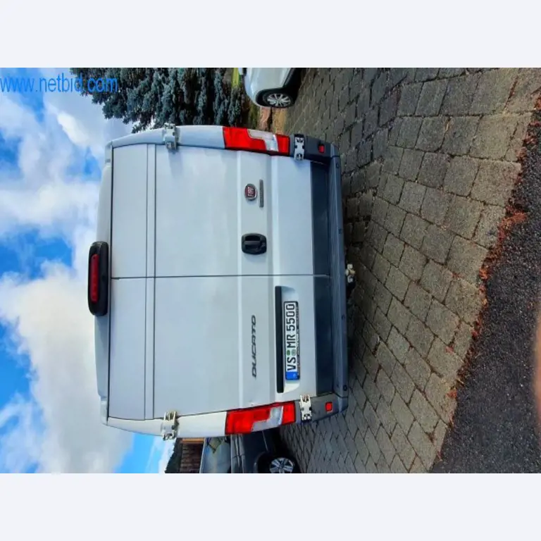 Máquinas e inventários de um comerciante de madeira e de construção-13