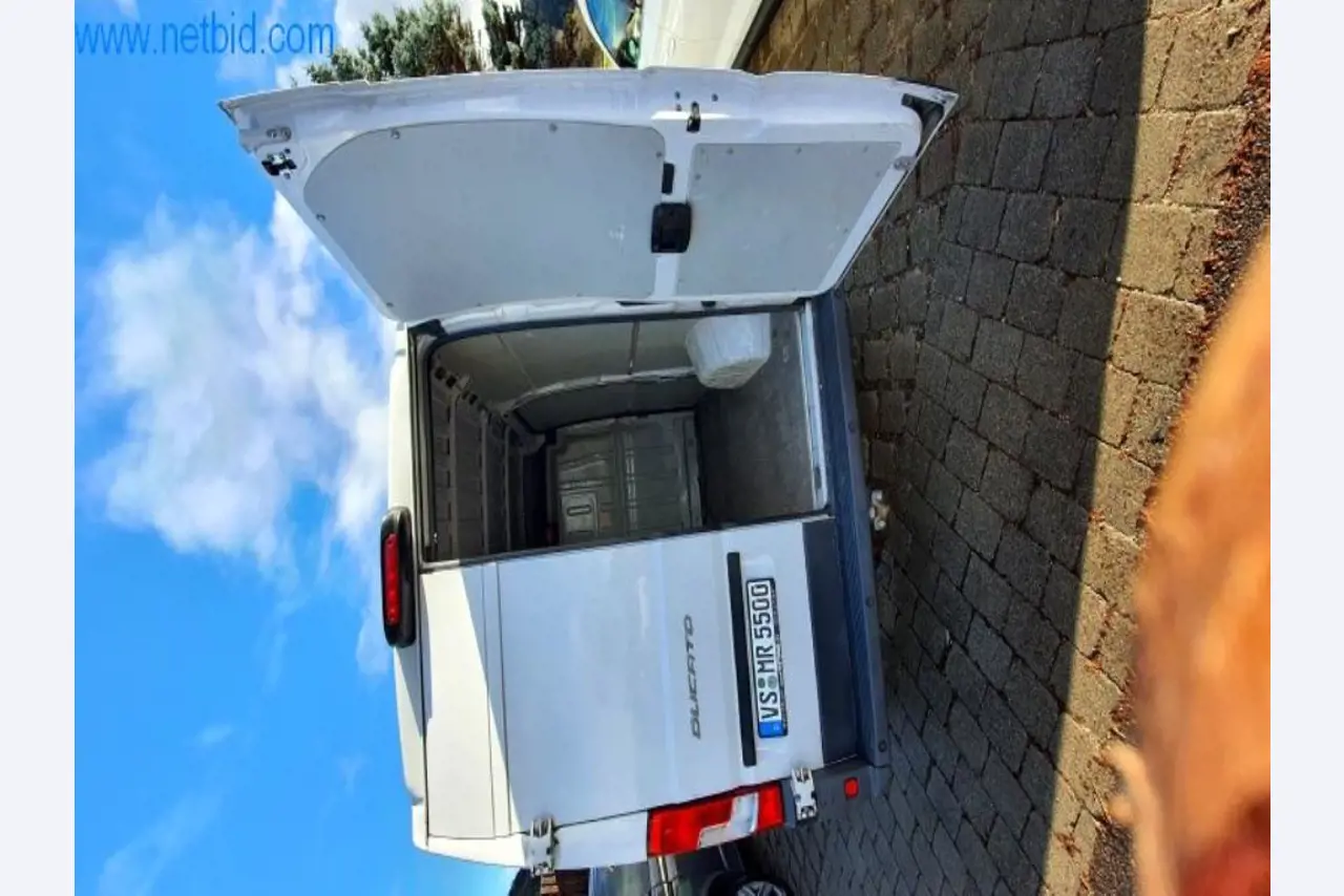 Máquinas e inventários de um comerciante de madeira e de construção-14