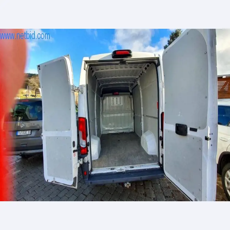 Máquinas e inventários de um comerciante de madeira e de construção-15