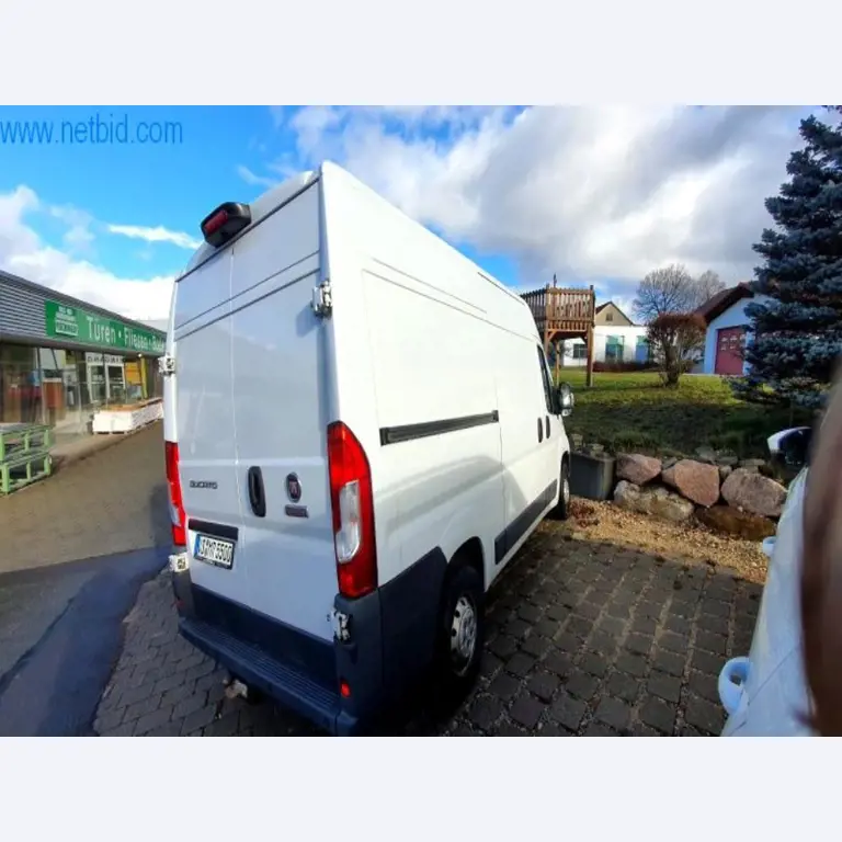 Máquinas e inventários de um comerciante de madeira e de construção-22