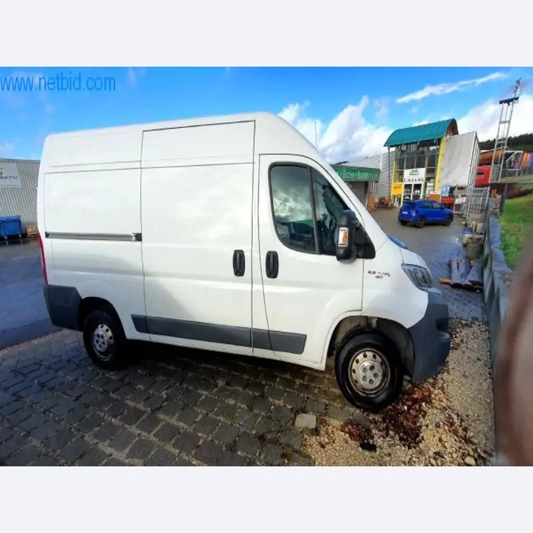 Máquinas e inventários de um comerciante de madeira e de construção-23