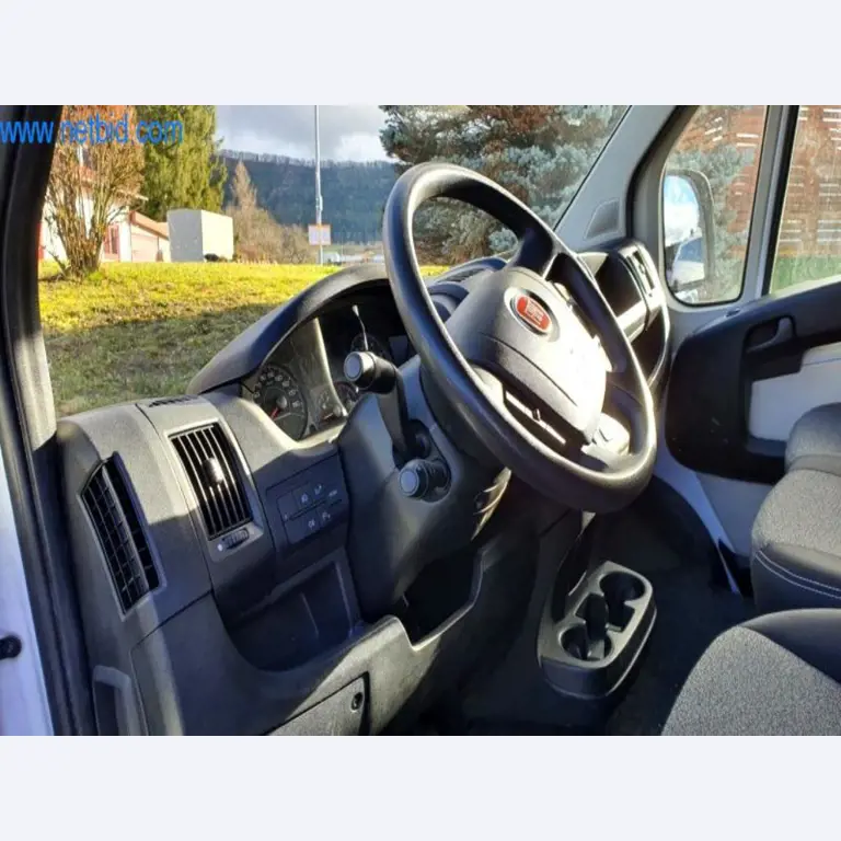 Máquinas e inventários de um comerciante de madeira e de construção-25