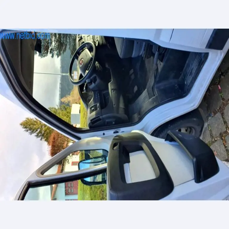 Máquinas e inventários de um comerciante de madeira e de construção-27