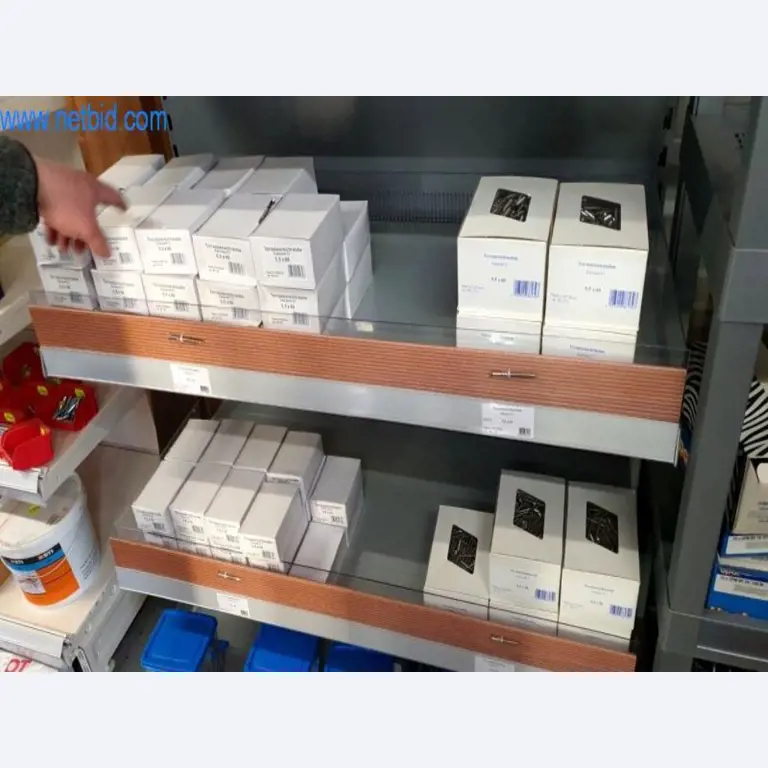 Máquinas e inventários de um comerciante de madeira e de construção-3