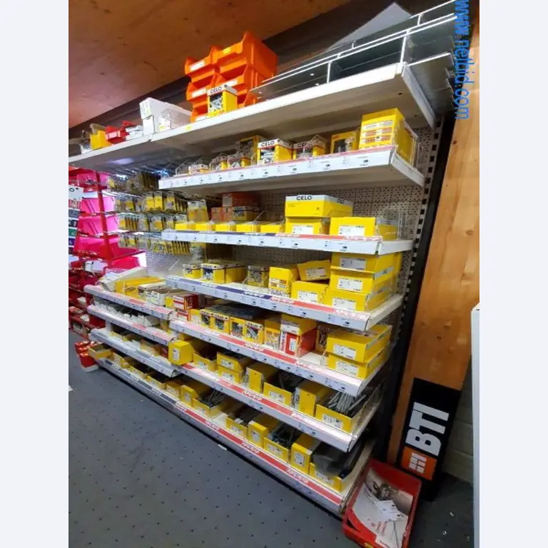 Máquinas e inventários de um comerciante de madeira e de construção-1