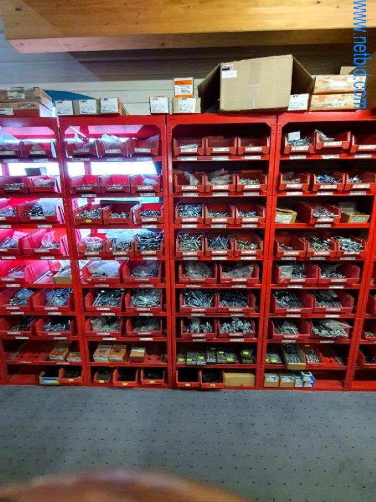 Maschinen und Warenbestände eines Holz- und Baufachmarktes-2