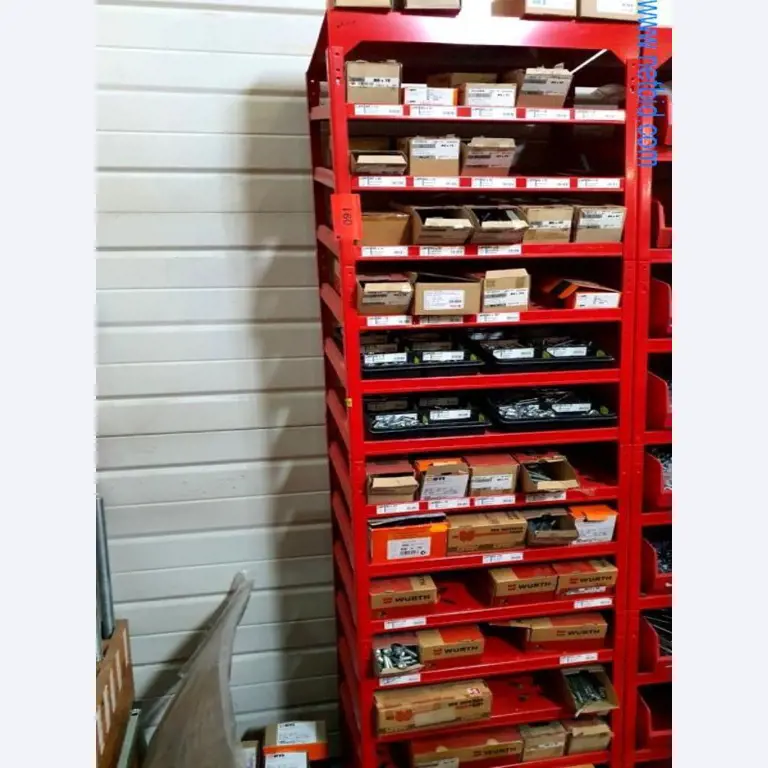 Maschinen und Warenbestände eines Holz- und Baufachmarktes-1