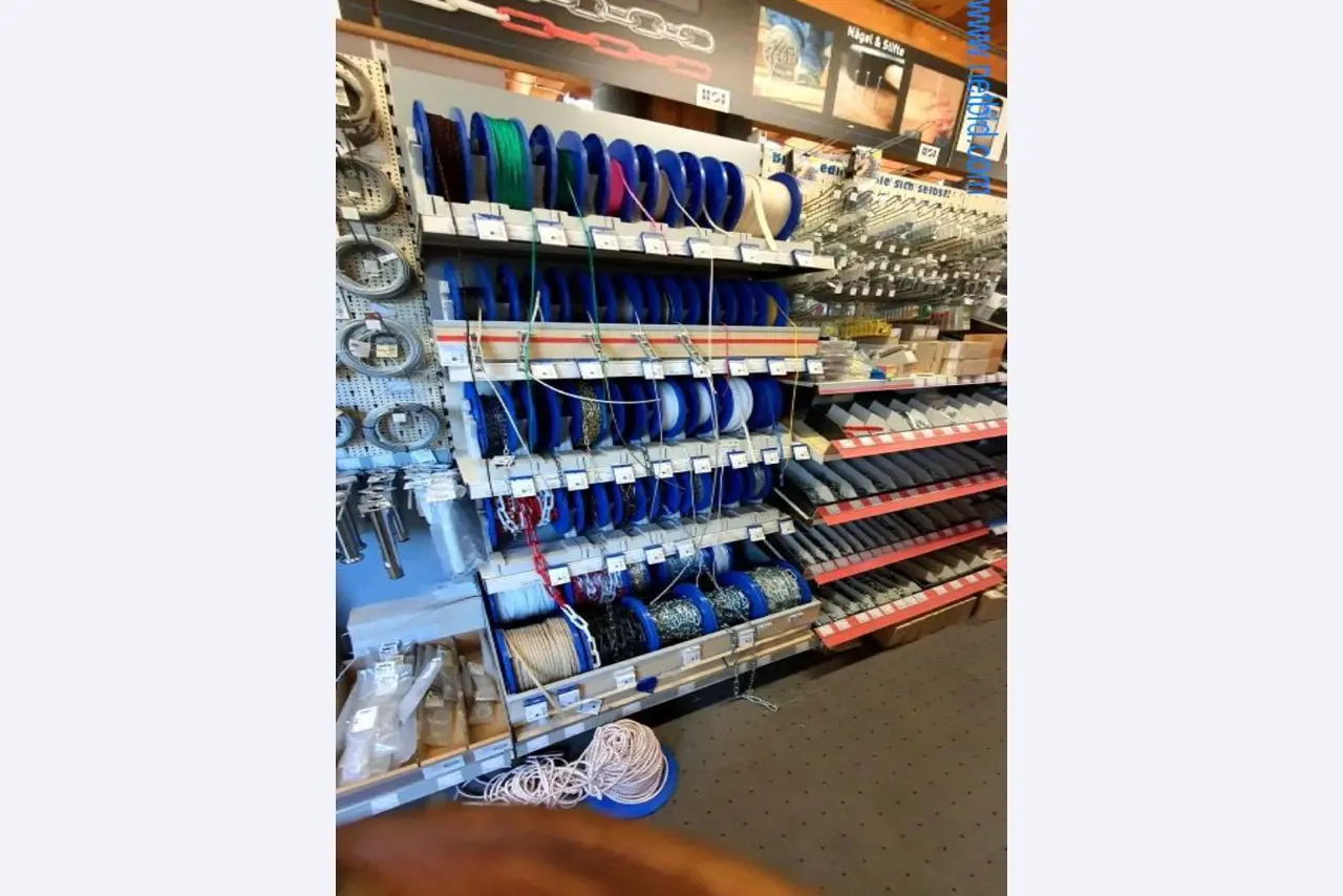 Maquinaria e inventarios de un maderero y constructor-4