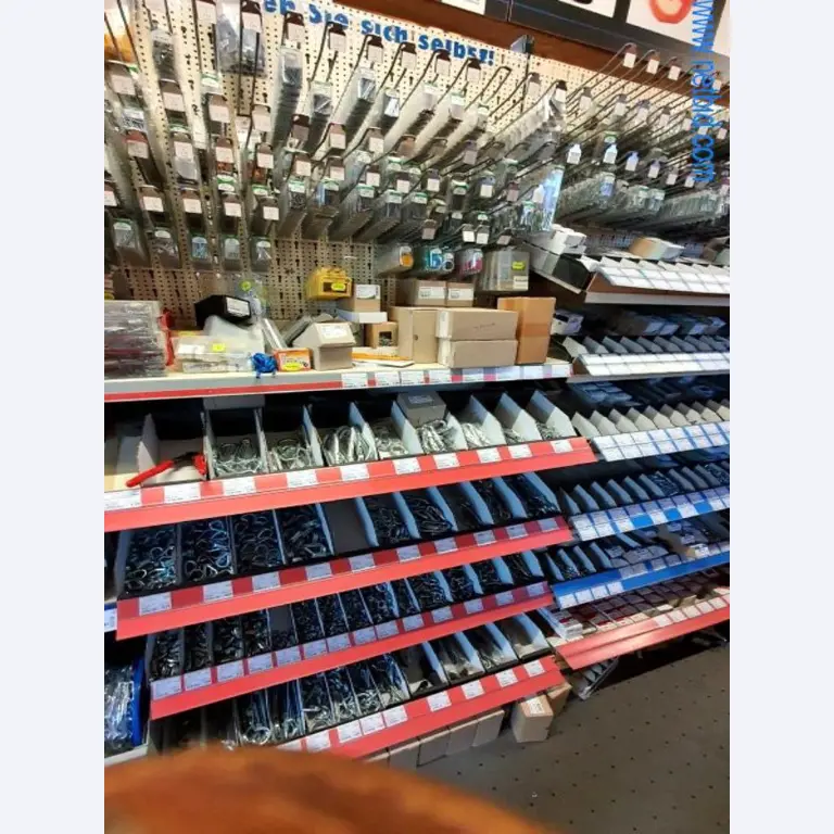 Maquinaria e inventarios de un maderero y constructor-5