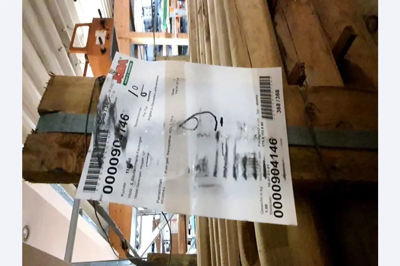 Máquinas e inventários de um comerciante de madeira e de construção-13