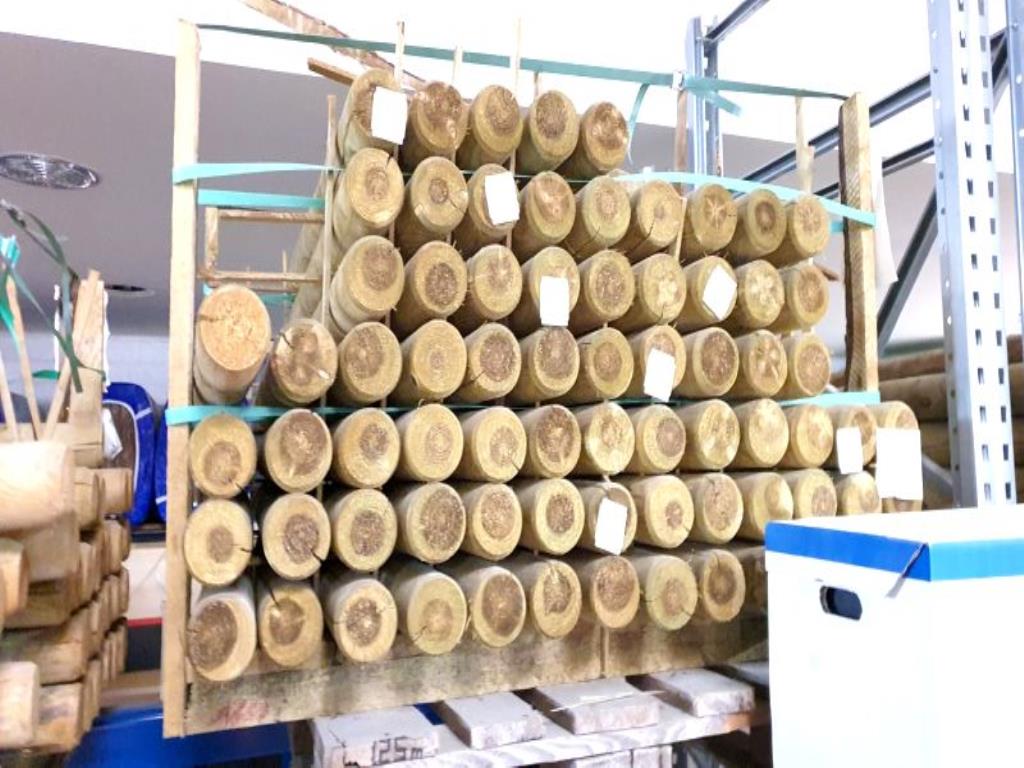 Maschinen und Warenbestände eines Holz- und Baufachmarktes-9